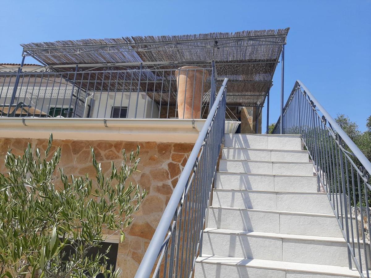 Villa Aspros - Traditionell, Ruhig Und Strandnah Liapades Dış mekan fotoğraf